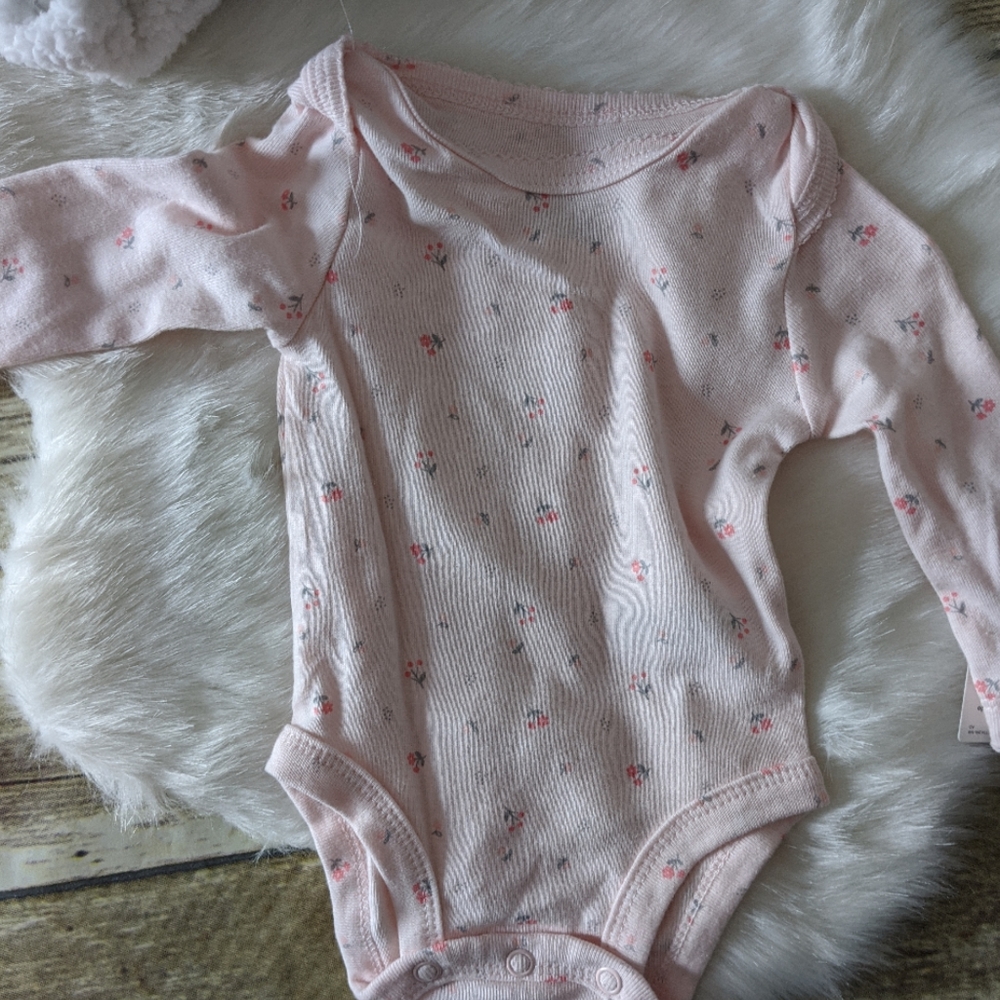 Nwt Carter's 3 piece set, fuzzy vest - Picture 2 of 5